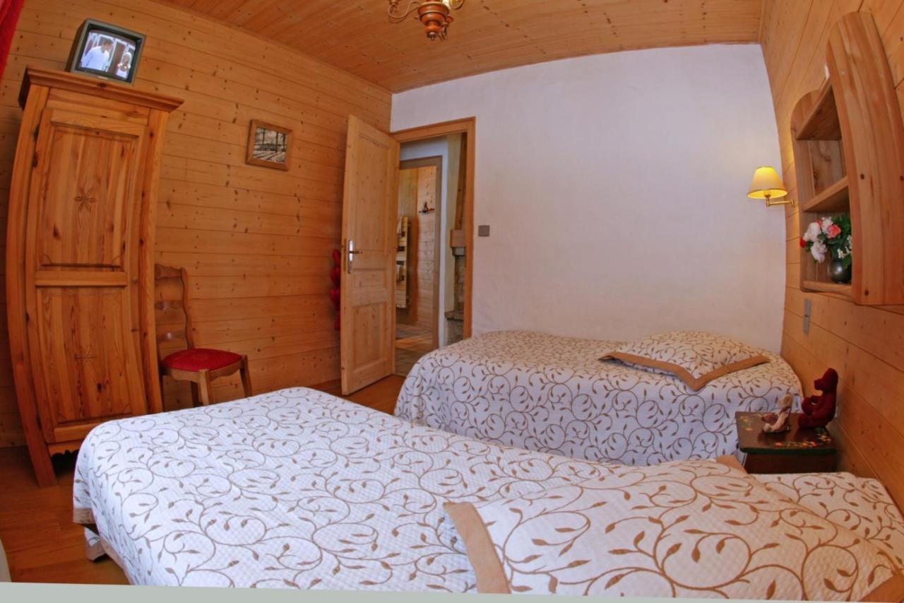 Chalet Le Sabot De Venus 孔布卢 外观 照片